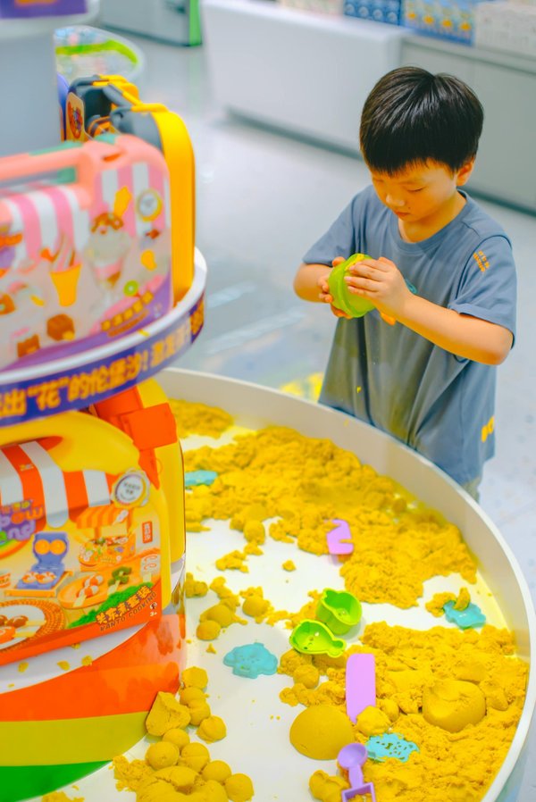 Jouets éducatifs pour garçon : idées pour stimuler leur développement